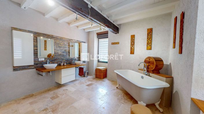 Image No.7-Propriété de 7 chambres à vendre à Nérac