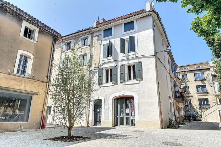 Image No.1-2 Bed House for sale