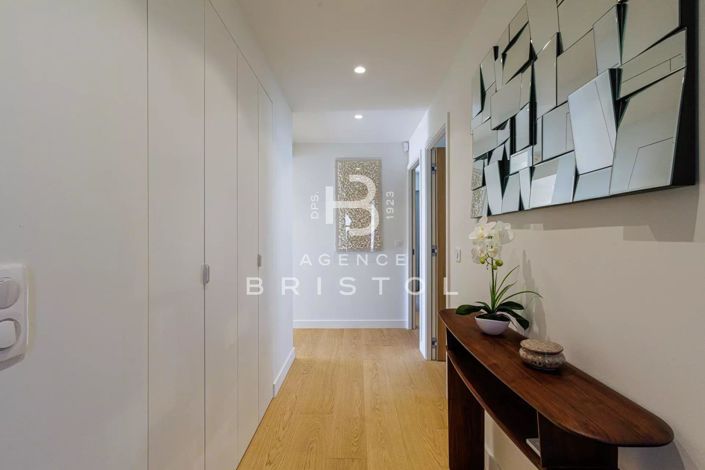 Image No.18-3 Bed Apartment for sale