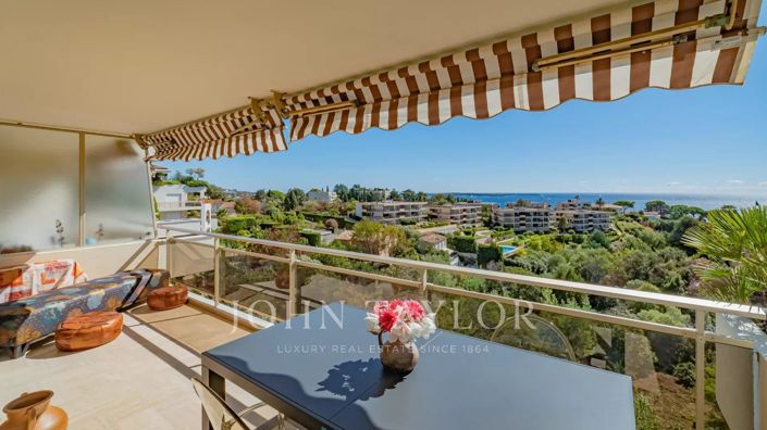 Image No.3-Appartement de 2 chambres à vendre à Cannes