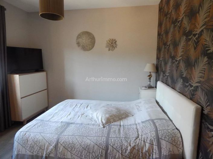 Image No.10-4 Bed House for sale