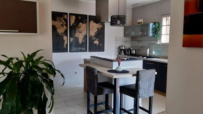 Image No.5-4 Bed House for sale