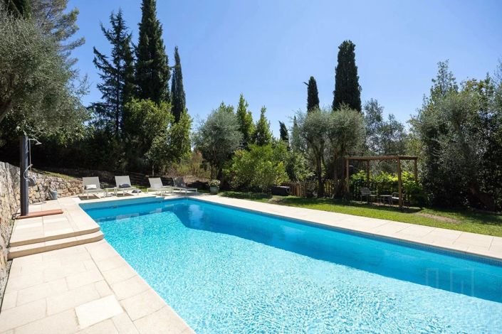 Image No.2-Maison de 4 chambres à vendre à Spéracèdes