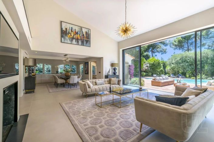 Image No.4-5 Bed House for sale