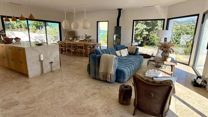 Image No.13-3 Bed House for sale