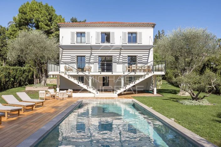 Image No.1-5 Bed House for sale