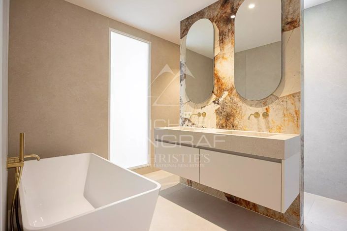 Image No.8-Maison de 5 chambres à vendre à Cannes