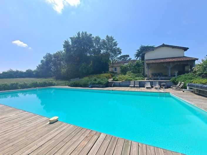 Image No.26-6 Bed House for sale