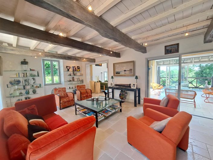 Image No.7-6 Bed House for sale