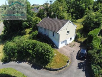 1 - Yonne, House
