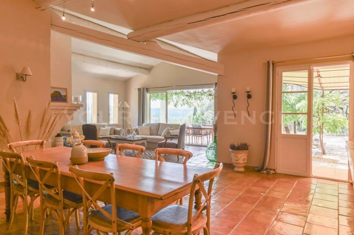 Image No.7-5 Bed House for sale