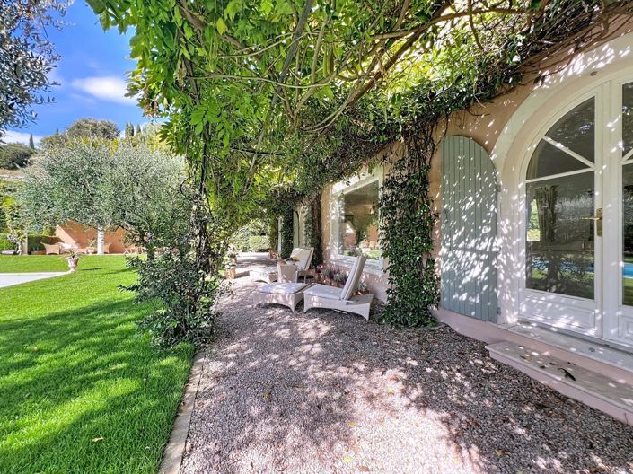 Image No.16-4 Bed House for sale