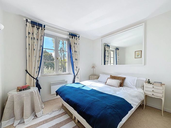 Image No.20-4 Bed House for sale