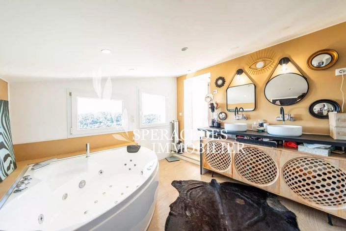 Image No.13-5 Bed House for sale