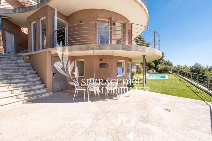 Image No.17-5 Bed House for sale