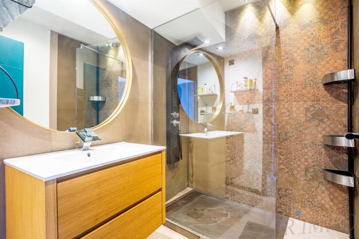 Image No.6-Appartement de 2 chambres à vendre à Fréjus