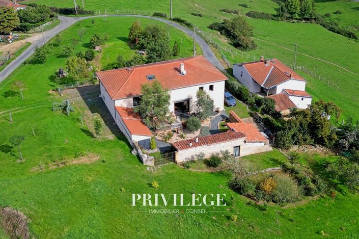 Image No.1-5 Bed House for sale