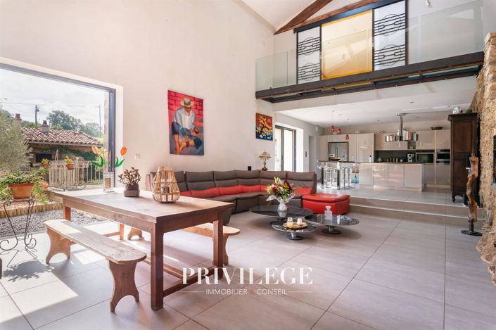 Image No.12-Maison de 5 chambres à vendre à Lentilly