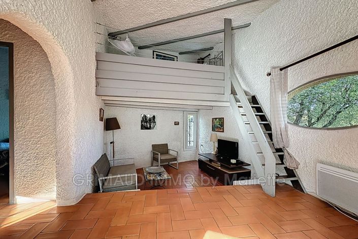 Image No.3-1 Bed House for sale