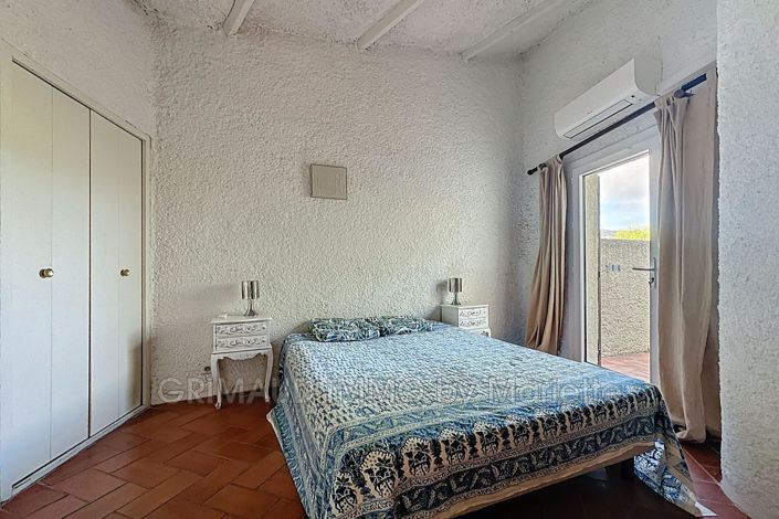 Image No.6-1 Bed House for sale