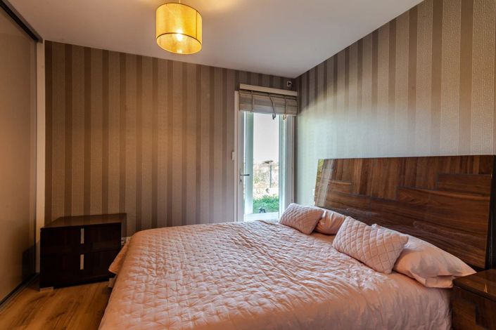 Image No.14-8 Bed House for sale