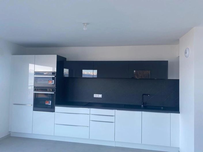 Image No.5-3 Bed Apartment for sale