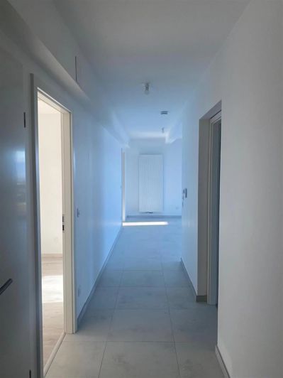 Image No.9-3 Bed Apartment for sale