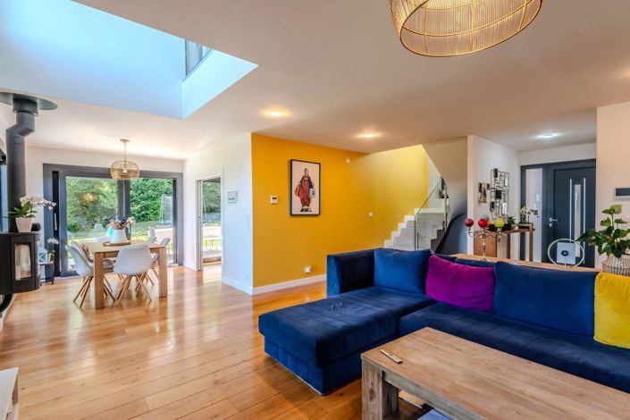 Image No.12-5 Bed House for sale