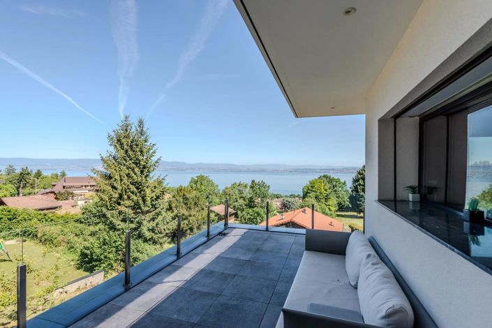 Image No.19-5 Bed House for sale