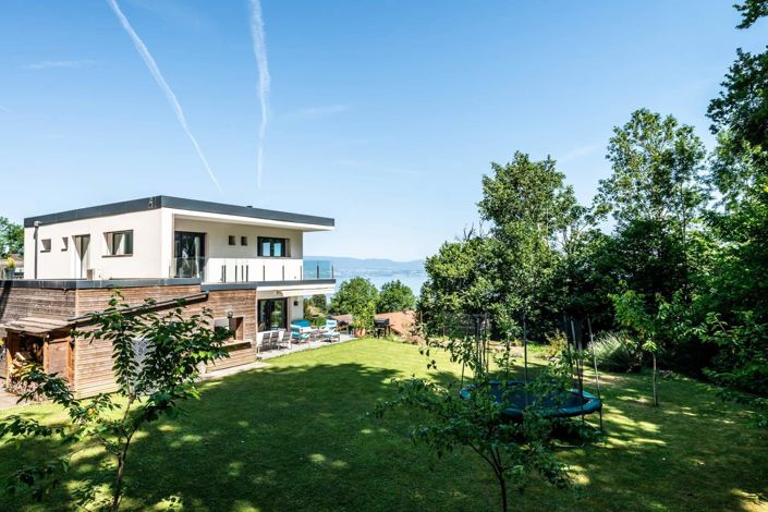 Image No.8-5 Bed House for sale