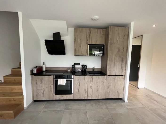 Image No.10-5 Bed House for sale