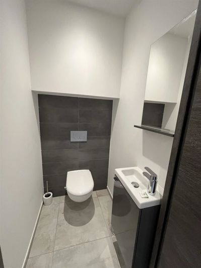 Image No.19-5 Bed House for sale