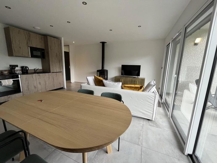 Image No.3-5 Bed House for sale