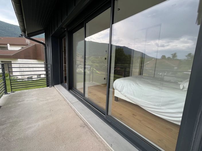 Image No.33-5 Bed House for sale