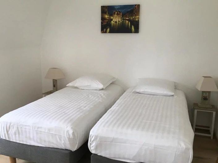 Image No.10-2 Bed Apartment for sale