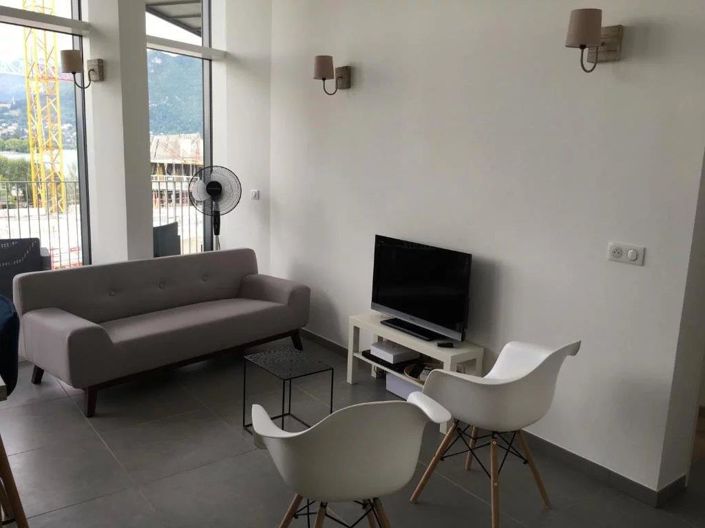 Image No.3-Propriété de 2 chambres à vendre à Annecy