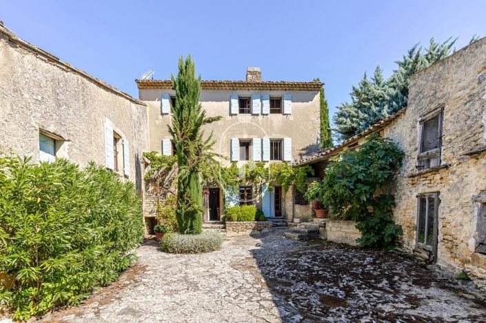 Image No.2-Maison de 5 chambres à vendre à Gordes