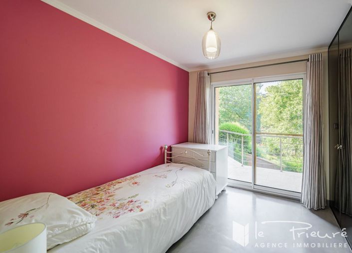 Image No.15-4 Bed House for sale