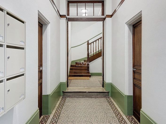 Image No.14-2 Bed Apartment for sale