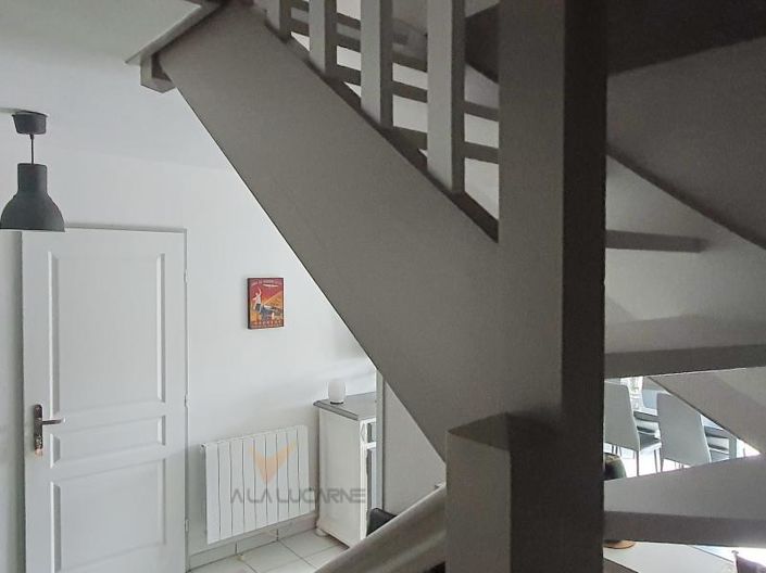 Image No.9-3 Bed House for sale