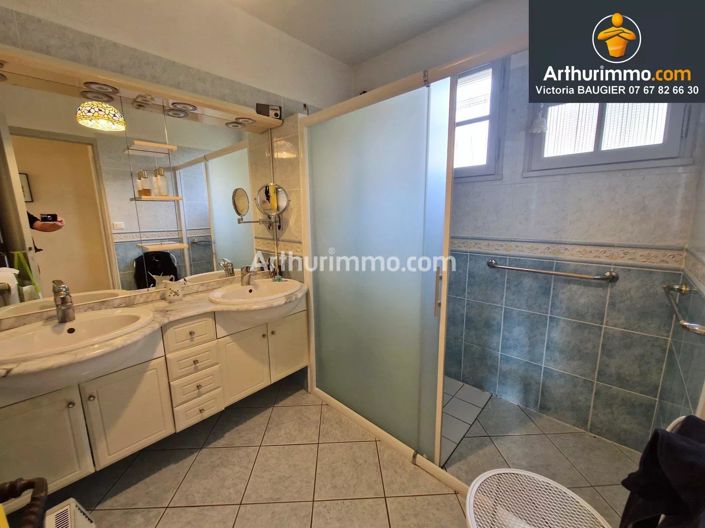 Image No.14-4 Bed House for sale