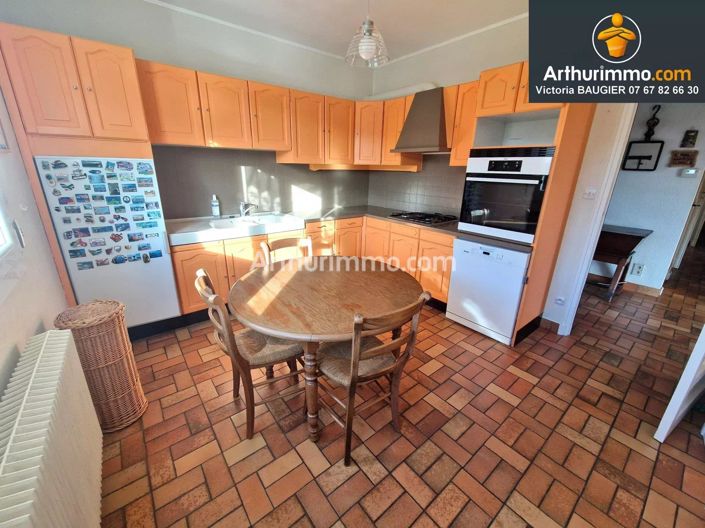 Image No.16-4 Bed House for sale