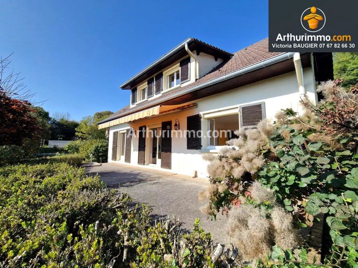 Image No.2-4 Bed House for sale