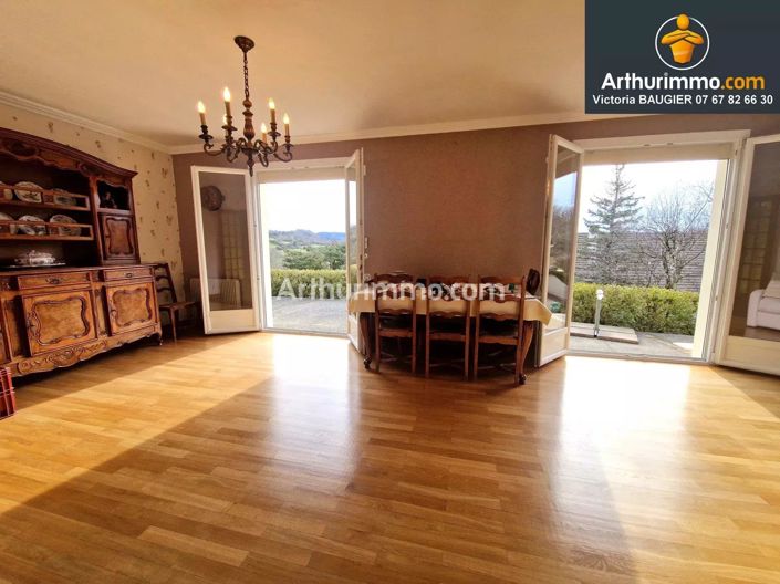 Image No.4-4 Bed House for sale