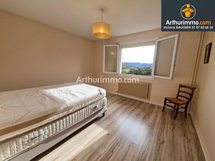 Image No.8-4 Bed House for sale