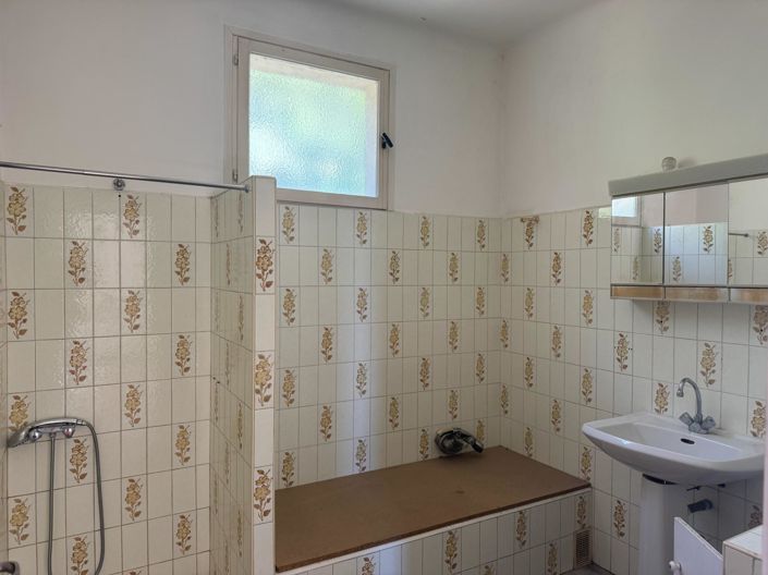 Image No.10-4 Bed House for sale