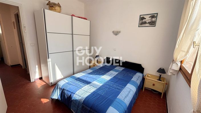 Image No.11-3 Bed House for sale