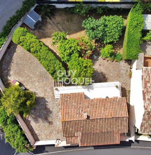 Image No.15-3 Bed House for sale