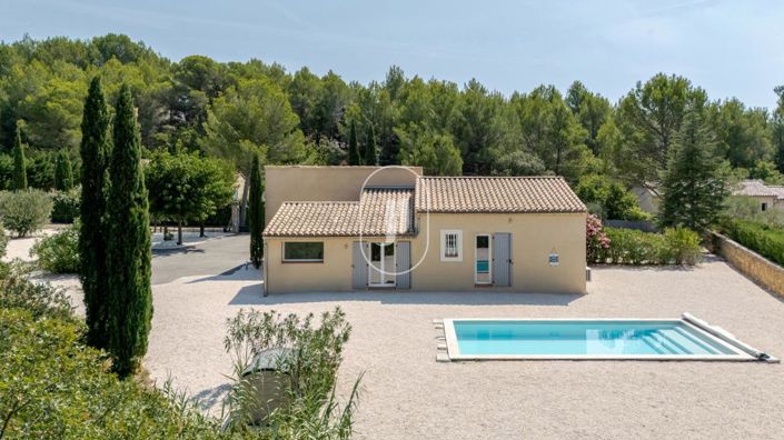 Image No.1-2 Bed House for sale