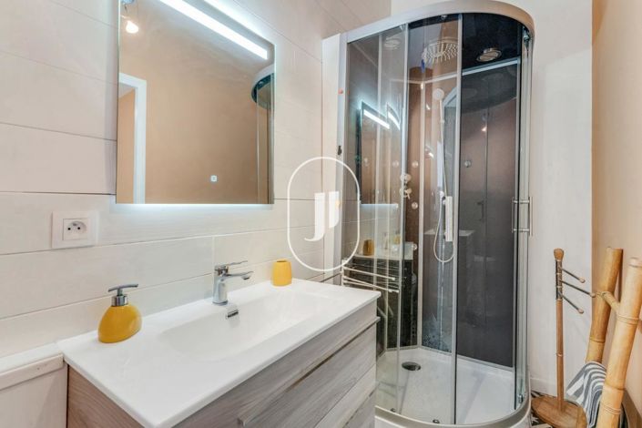 Image No.13-4 Bed House for sale